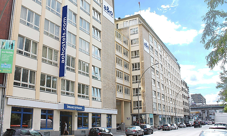 A&O Hamburg City Hotel: Exterior view