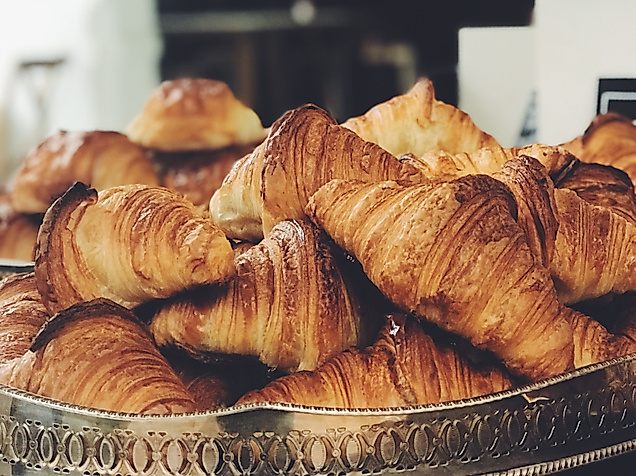 croissants_c-unsplash-kavita-joshi-rai