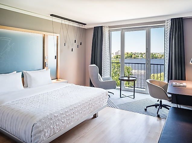 golf-city-paket_hotel-le-meridien_deluxe-zimmer_c-le-meridien-2018-marriott-international-inc_05