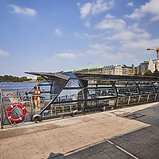 Galerie_Binnenalster_Alstersonne_C-2018-ThisIsJulia-Photography(7).jpg