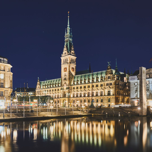Package: Hamburg Reisen 4 for 3