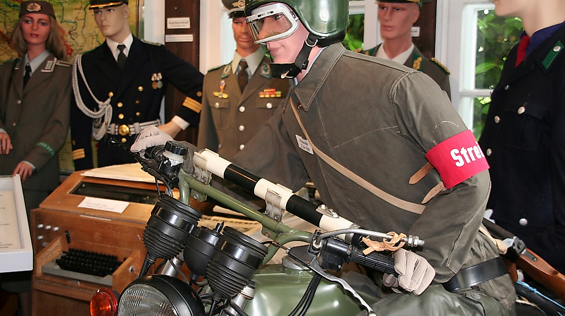 Grenzlandmuseum Schnackenburg - Uniformierte