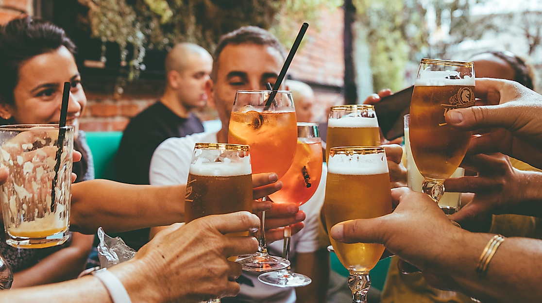 beer-people_c_fred-moon-unsplash