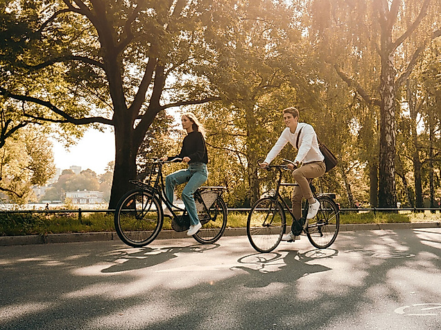 Auf dem Fahrrad um die Alster in Hamburg