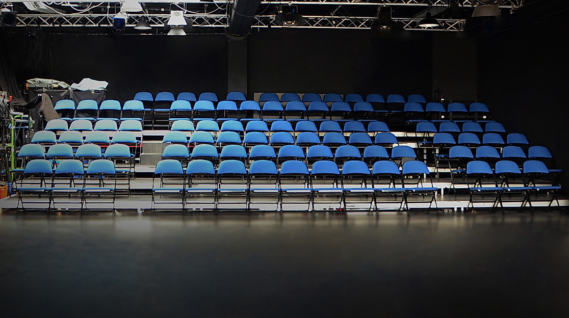 lichthof-theater-c-dima-osroglad-web-2500x1500