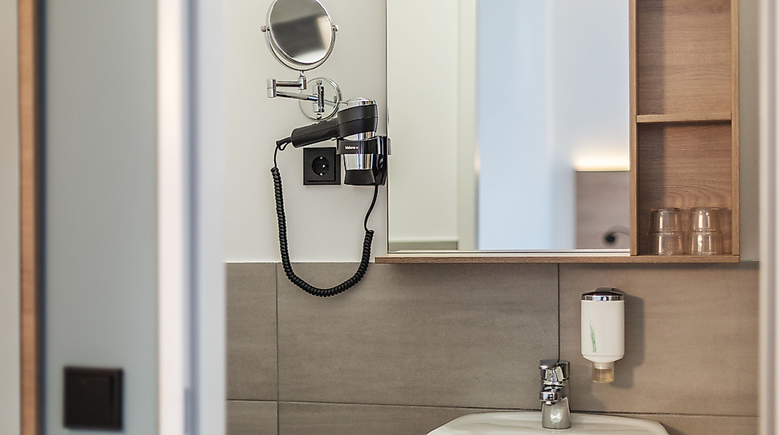 Garner Hotel Hamburg - Nord: bathroom