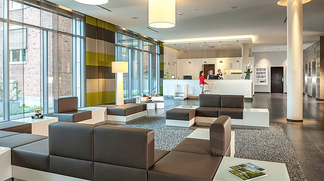 Dorint Hotel Hamburg Eppendorf: Lobby