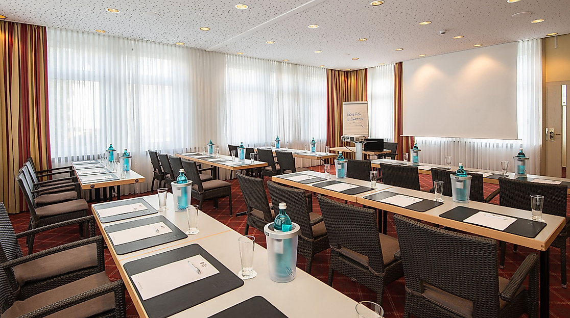 Best Western Plus Hotel St. Raphael Hamburg: Conference room