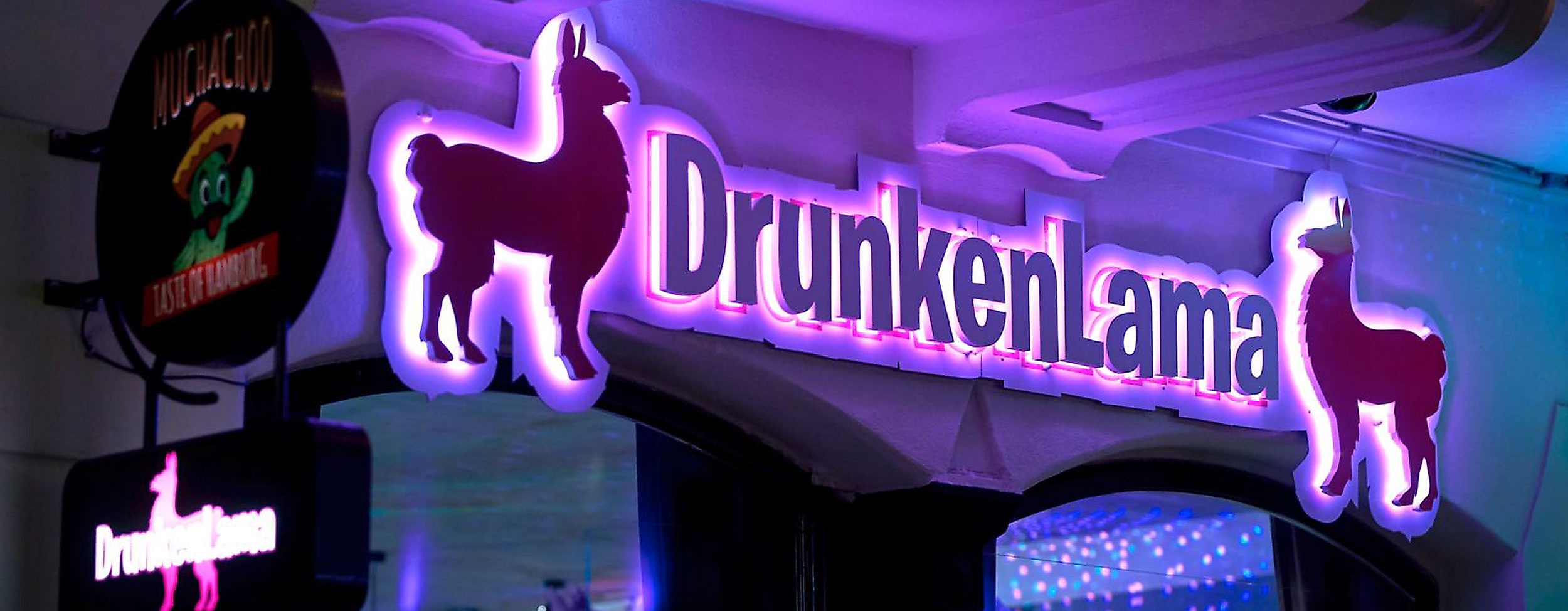 Exterior view DrunkenLama