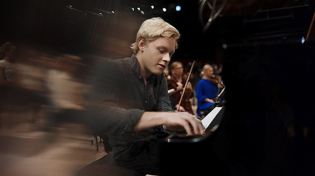 Symphoniker Hamburg / Alexander Malofeev / Sylvain Cambreling