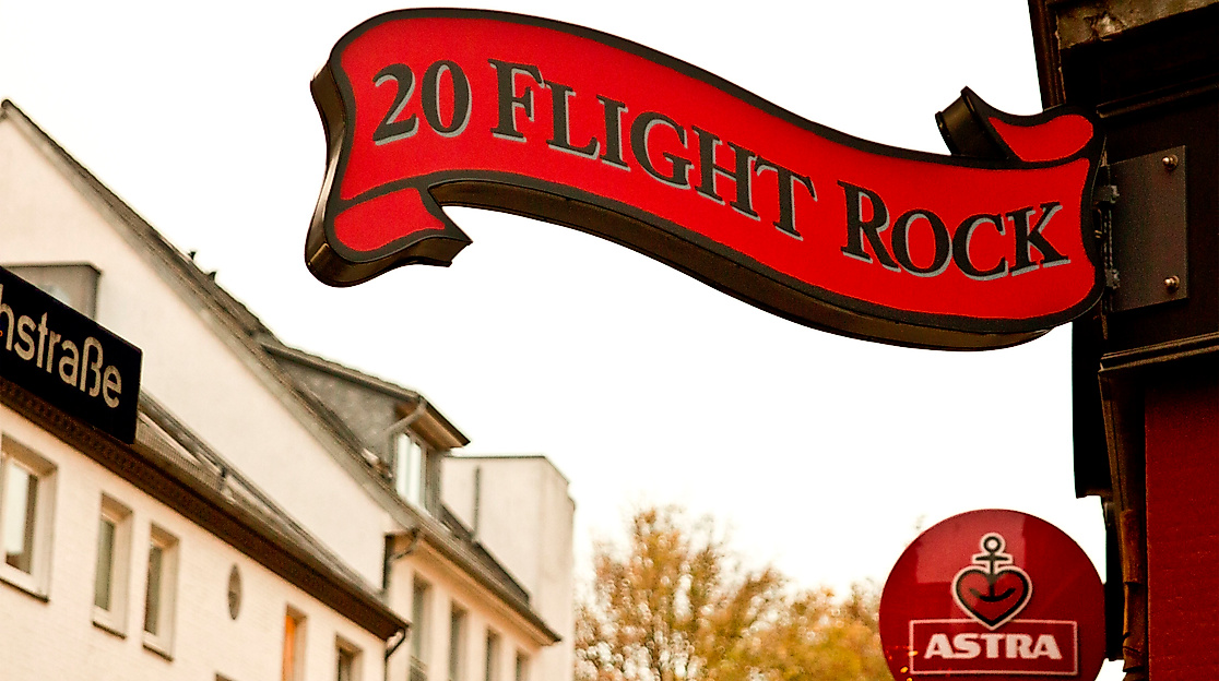 20flightrock_front2_c-2018_tschreiber