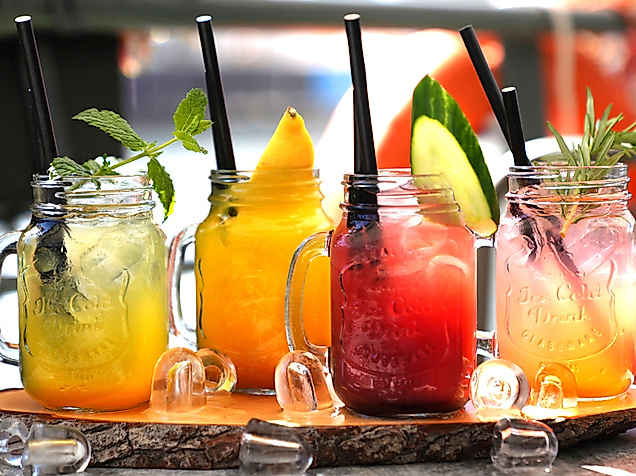 poi-kitchen-and-bar-hausgemachte-cocktails-2500x1500