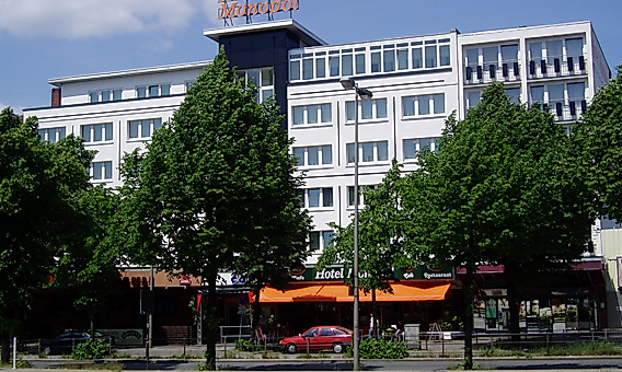 Hotel City Hotel Monopol: exterior view