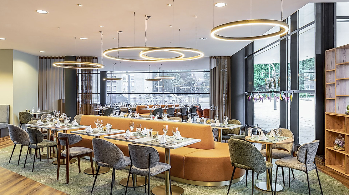 Hotel Novotel Hamburg City Alster: Breakfast room