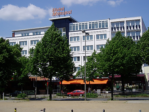 Hotel City Hotel Monopol: exterior view