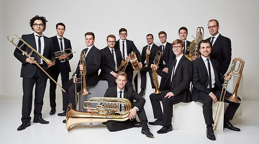 Let it Swing – Christmas with Salaputia Brass