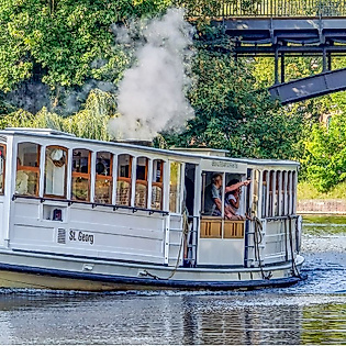 Alster canal tour