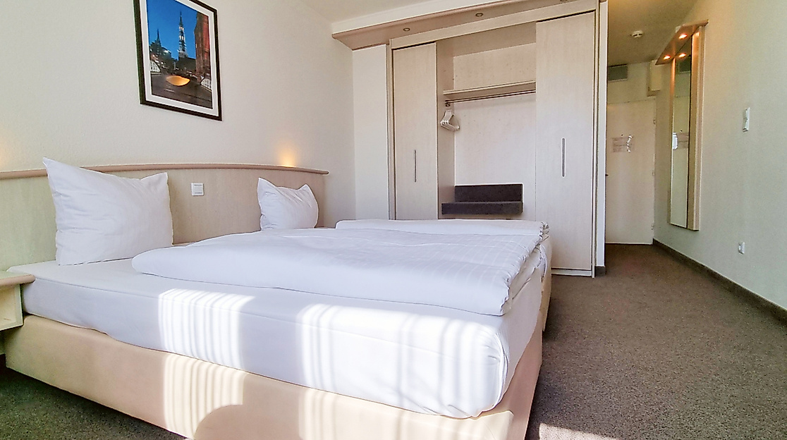 Hotel Panorama Inn und Boardinghaus Hamburg: Room example