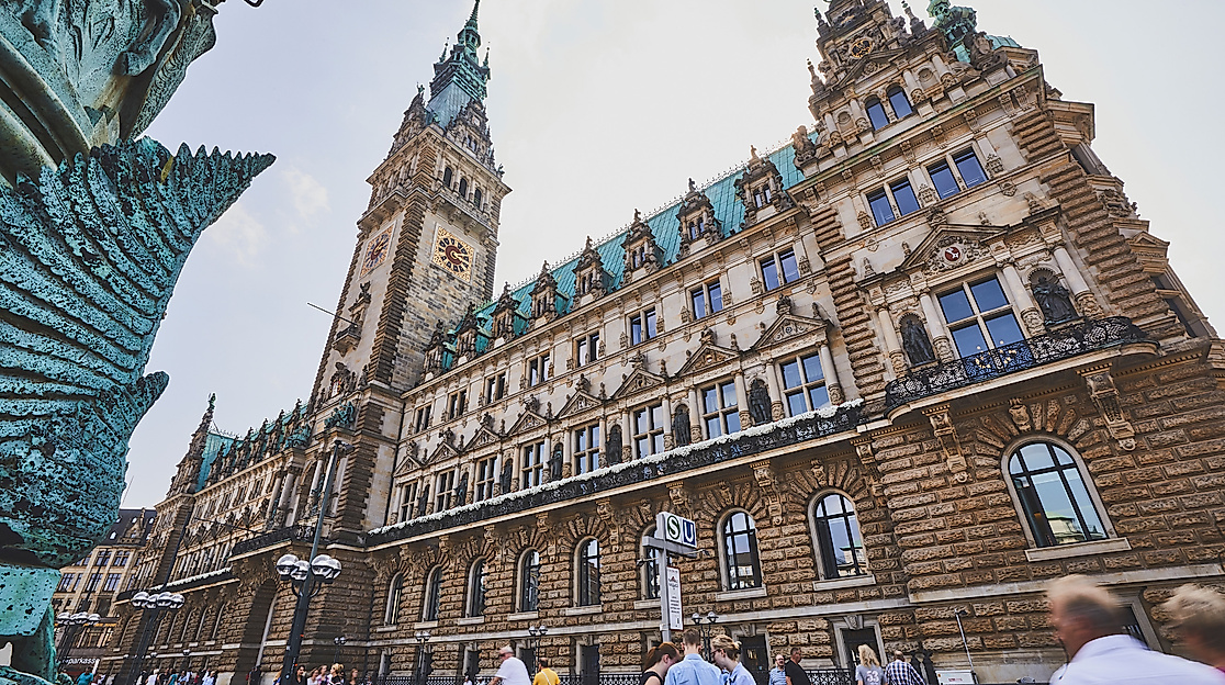 rathaus_aussen_c-2018-thisisjulia-photography-1