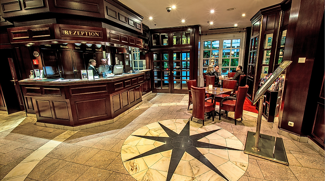 Sachsenwald Hotel Reinbek: Lobby