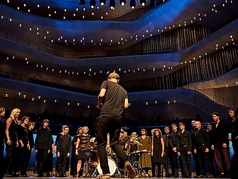 Die Elbphilharmonie singt
