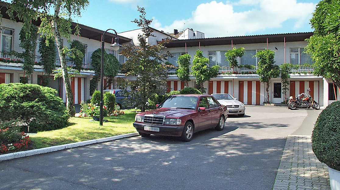 Hotel Motel-Hamburg: Exterior view