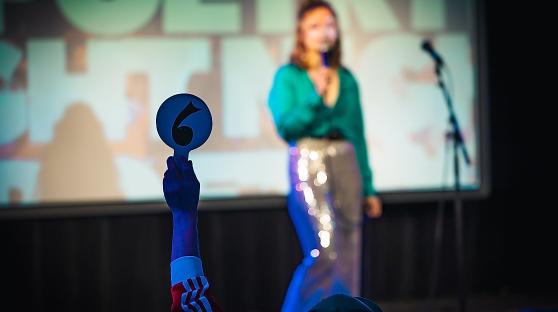 poetryfightnight-cjonassamsonfotos-51