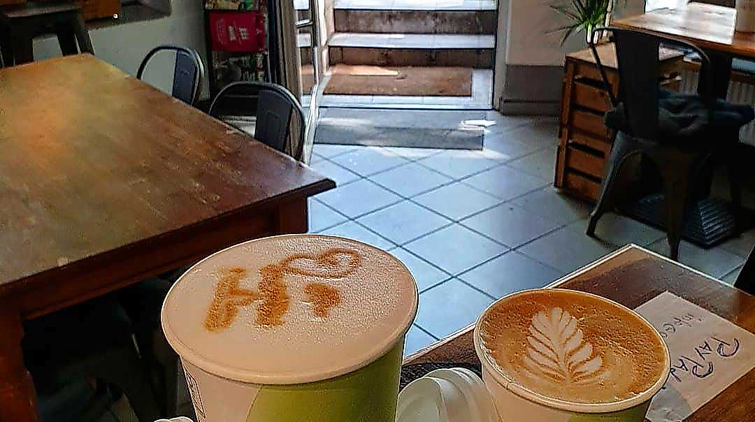 Café-Avi_Kaffee-to-go_C-2020_Jessica-Monteiro-Calcada