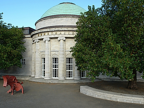 rotunde Wolfgang Neeb