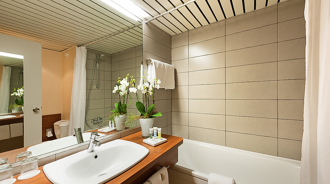 MERCURE Hotel am Volkspark Hamburg: Bathroom