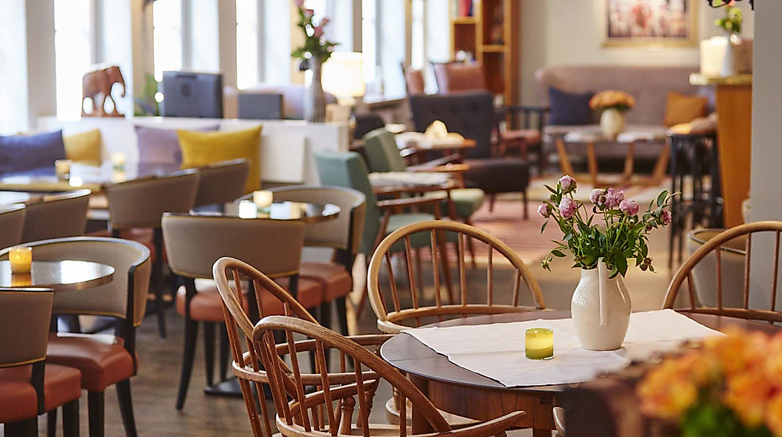 HENRI Hotels: Breakfast