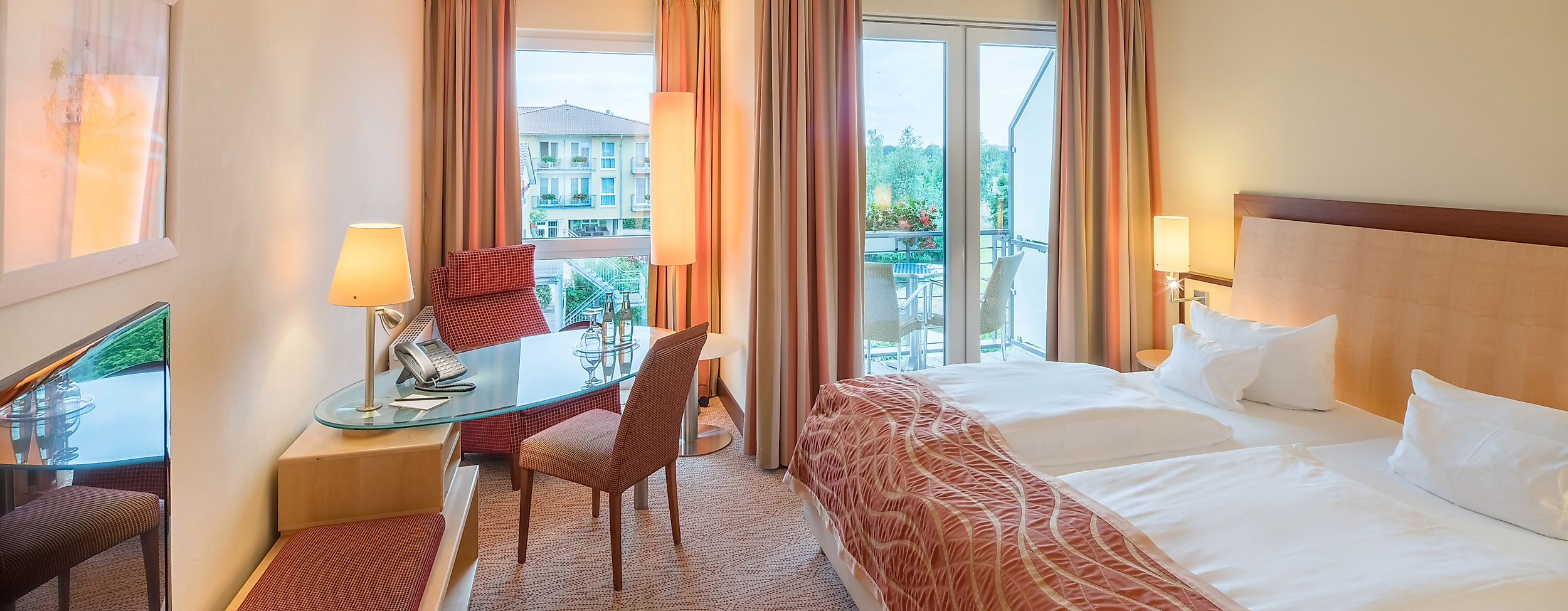 zimmer_deluxe_loggia_i_c-castanea-resort