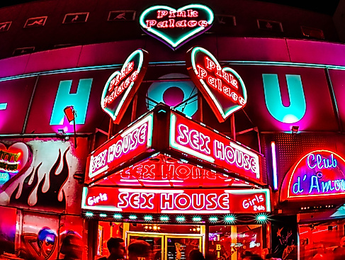 pink-palace-nacht-1280-x-960-c-kult-kieztouren_de