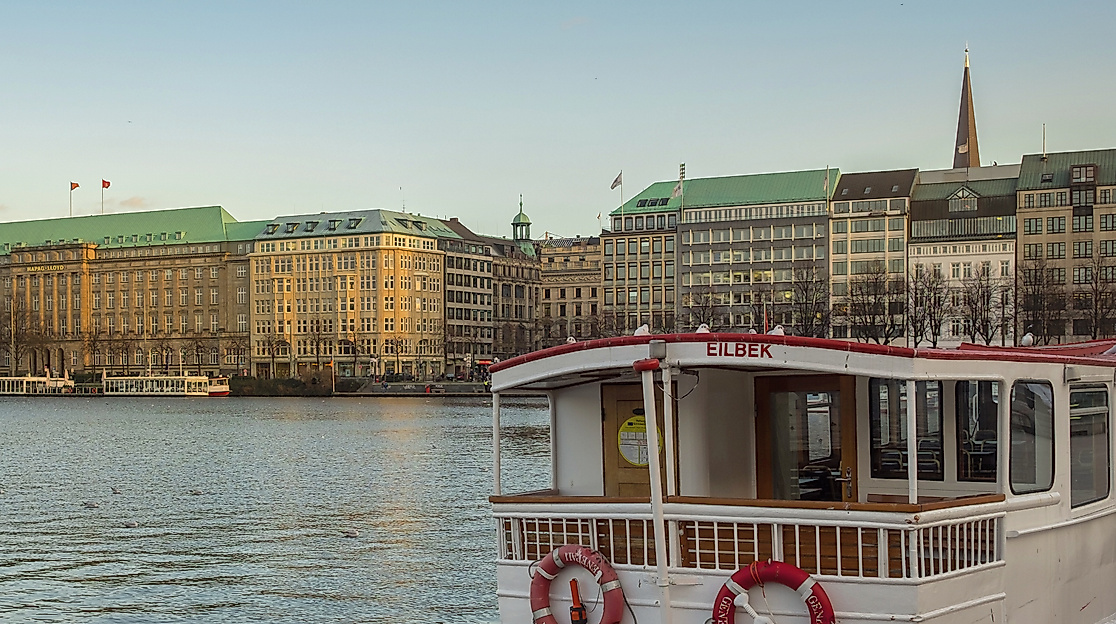 Alster boat trip
