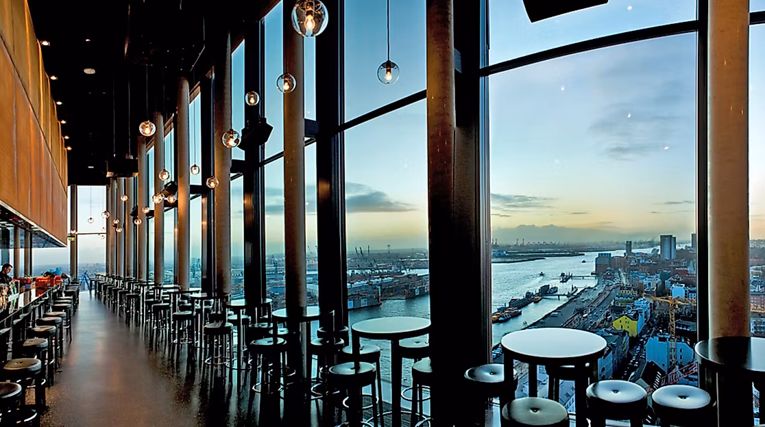 Empire Riverside Hotel Hamburg: Skyline Bar
