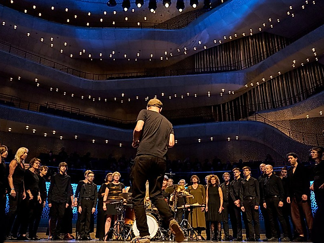 Die Elbphilharmonie singt