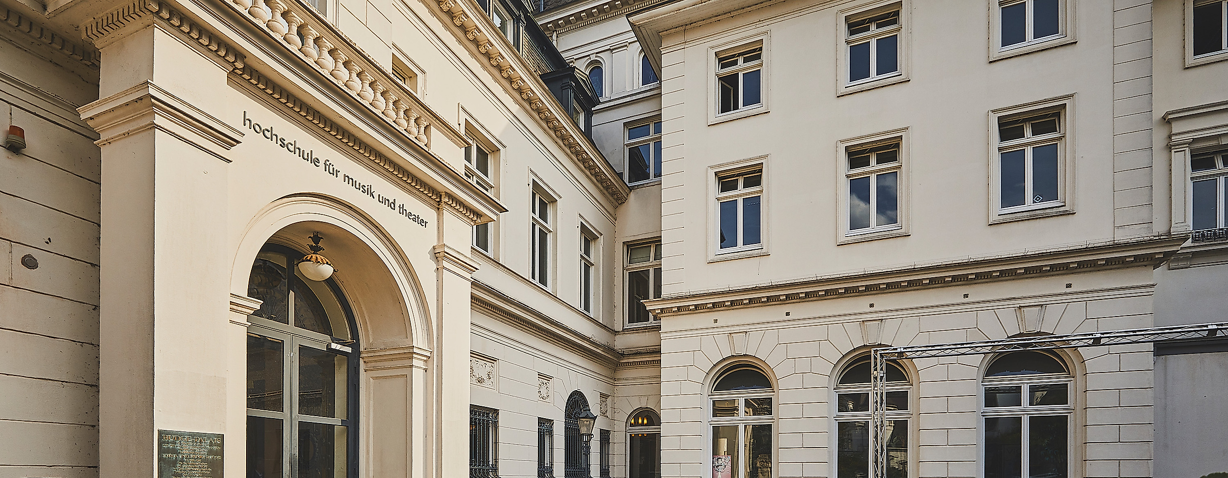 hochschule-fuer-musik-und-theater_c-2018-thisisjulia-photography-3