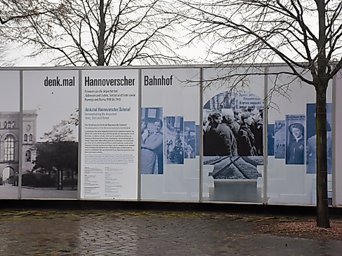 infopavillon-denkmal-hannoverscher-bahnhofcshgl_iris_groschek2022