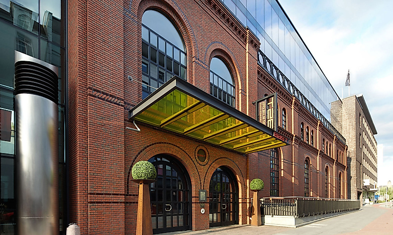 EAST Hotel Hamburg: Exterior view