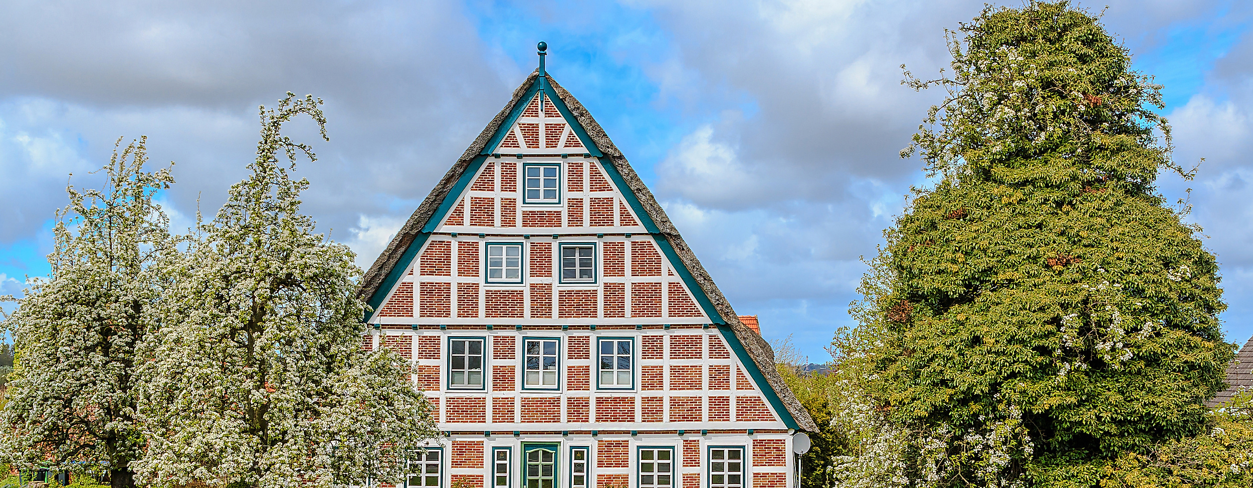 altes-land_fachwerkhaus-leeswig_c-sven-mirow-photography