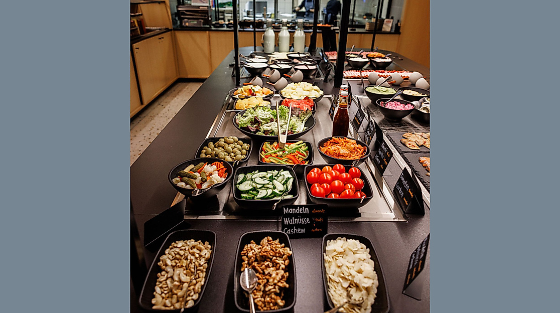 Novotel Hamburg Central Station: Buffet