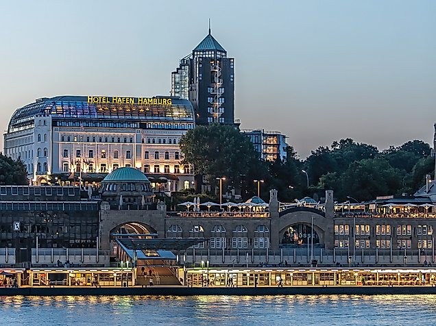 Hotel Hafen Hamburg: Exterior view