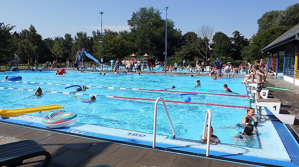 freibad_wesselburen_badeparty