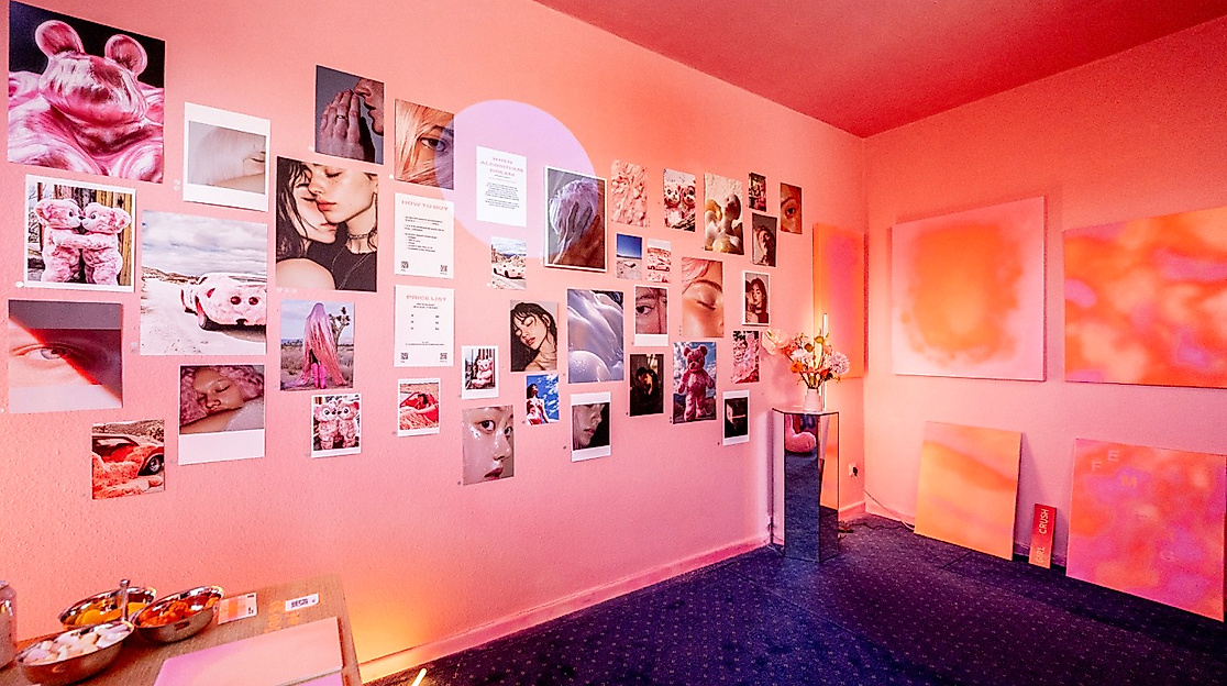 gross-altonale-kunstherbst-2024_raum-stefanie-steckhan_foto-henning-angerer_348