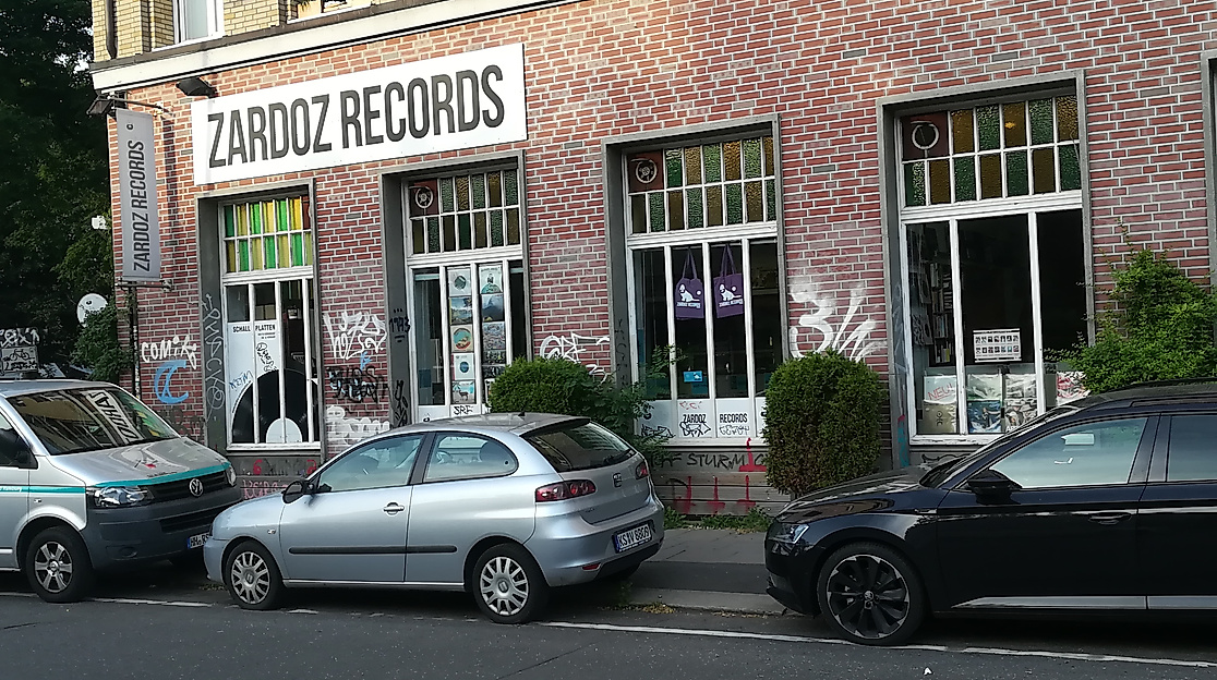 zardoz-records_plattenladen-aussenansicht_c-zardoz