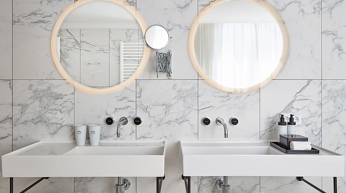 Hotel TORTUE HAMBURG: Bathroom