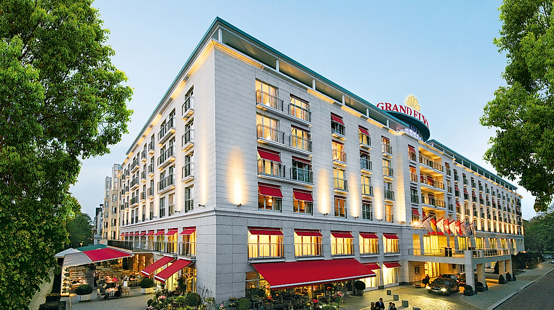 Hotel GRAND ELYSEE Hamburg: Exterior view
