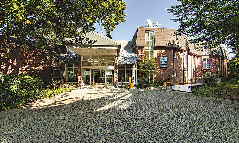 PAZA INN Schmöker Hof: Exterior View