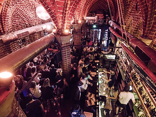 freundlich-und-kompetent_c-jonas-walzberg-3