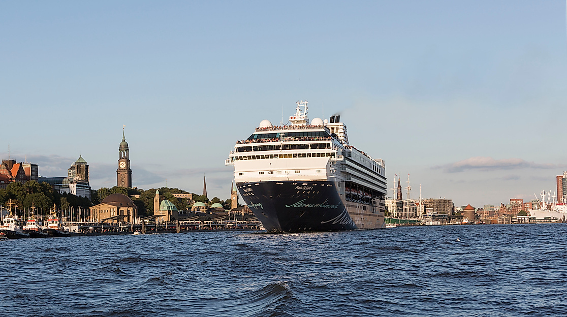 mein-schiff-6_c-joerg-modrow
